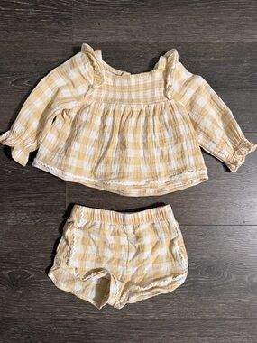 cloud island Cream Gingham Smocked Top & Shorts Set